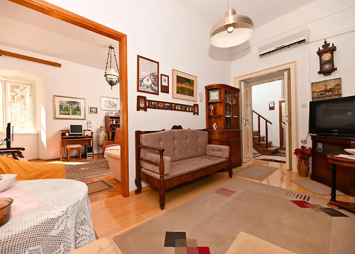 Ferienhaus Seaside House - 23608 Trogir