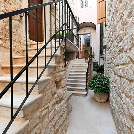 Seaside House - 23608 *