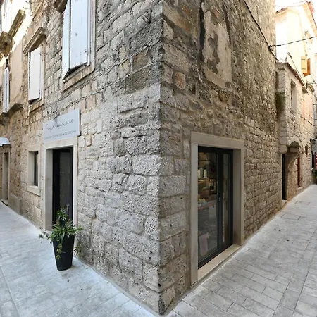 Seaside House - 23608 * Trogir