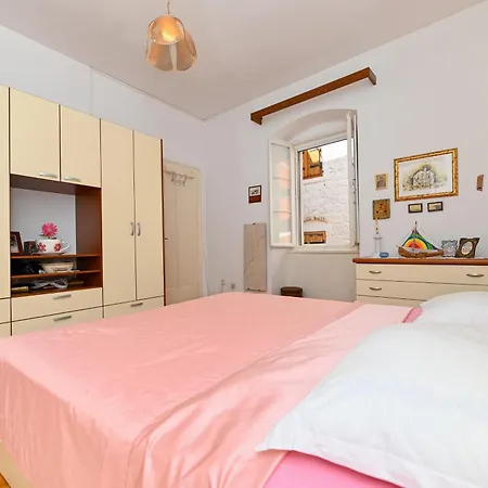 Seaside House - 23608 * Trogir