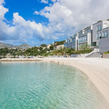Seaside House - 23608 *