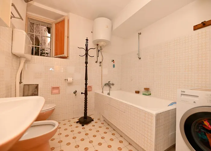 Seaside House - 23608 *